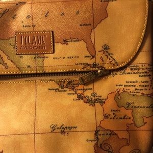 I Classe Purse body bag used ONCE